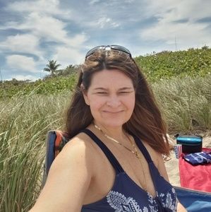 Meet your Posher, Tina